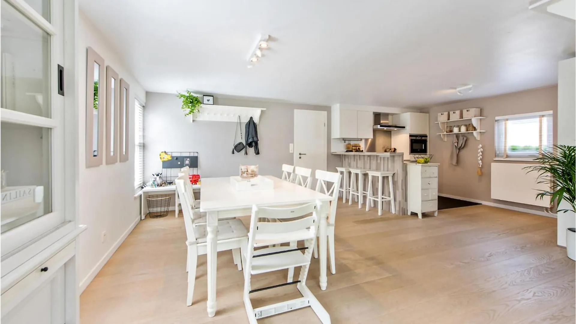 Holiday home Beber Villa Lombardsijde